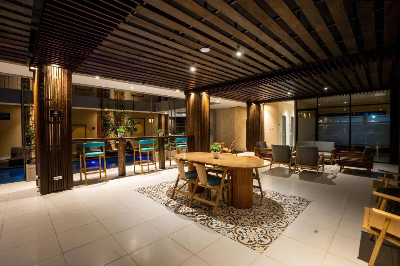 Tanaga Coliving Hotel Seminyak  Seminyak (Bali)