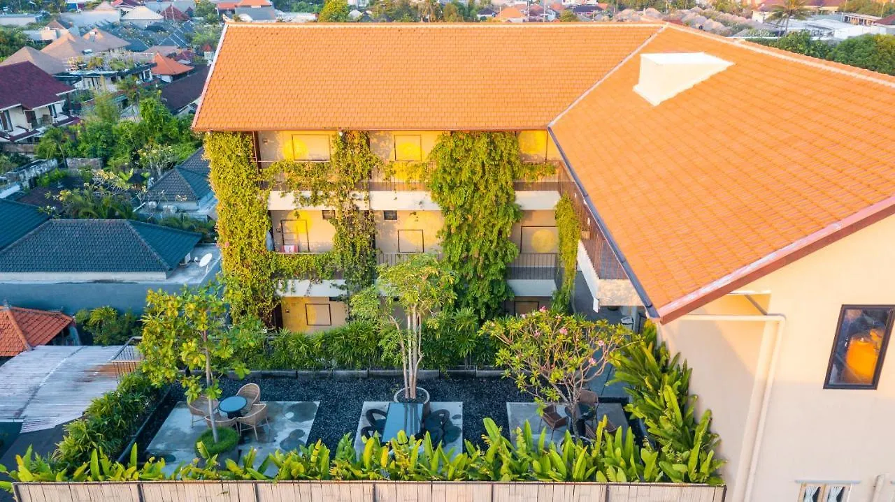 Tanaga Coliving Hotel Seminyak
