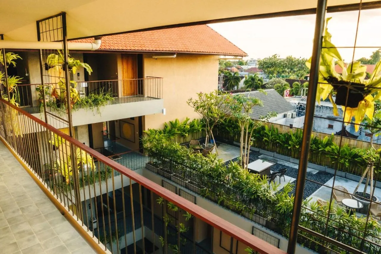 Tanaga Coliving Hotel Seminyak  Seminyak (Bali)