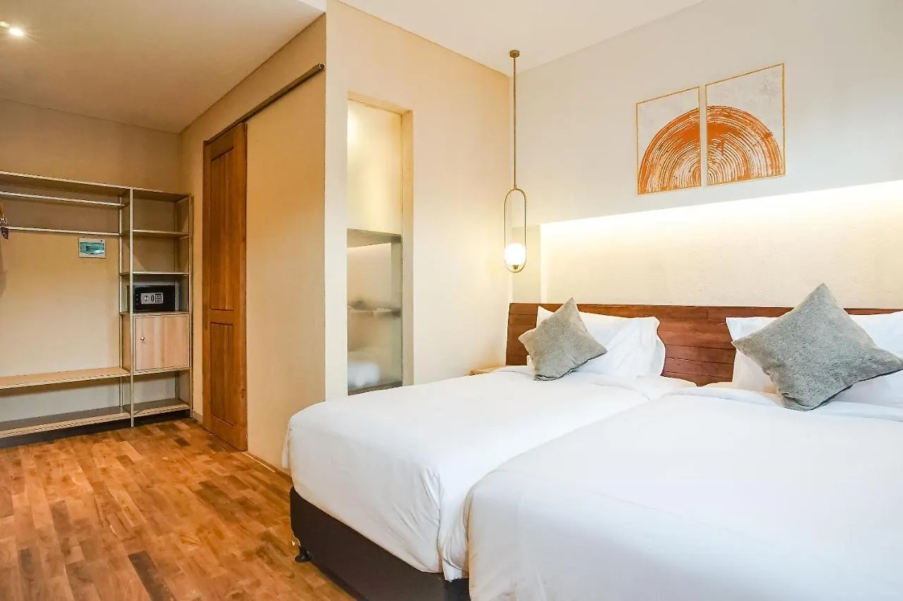 Tanaga Coliving Hotel Seminyak   Seminyak (Bali)