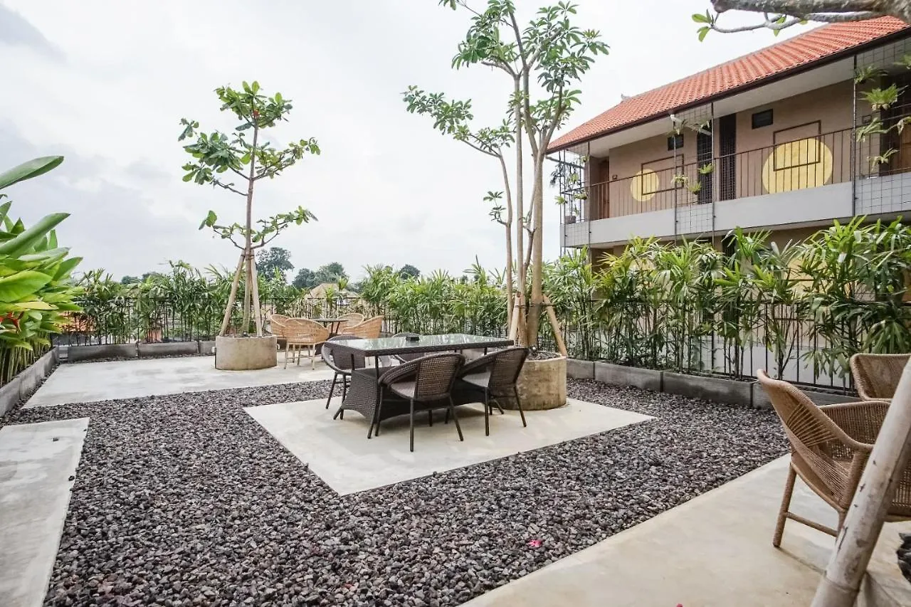 Tanaga Coliving Hotel Seminyak