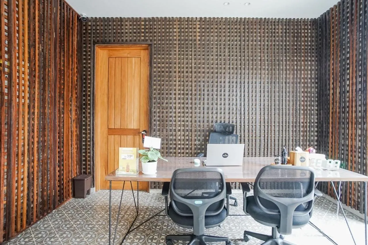 Tanaga Coliving Hotel Seminyak