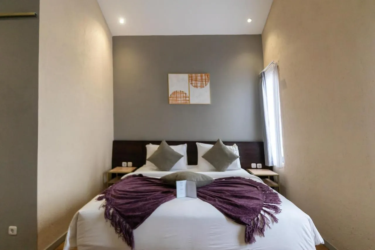Tanaga Coliving Hotel Seminyak